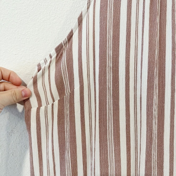 Torrid Keyhole Back High Neck Tank |R6 - Picture 5 of 9